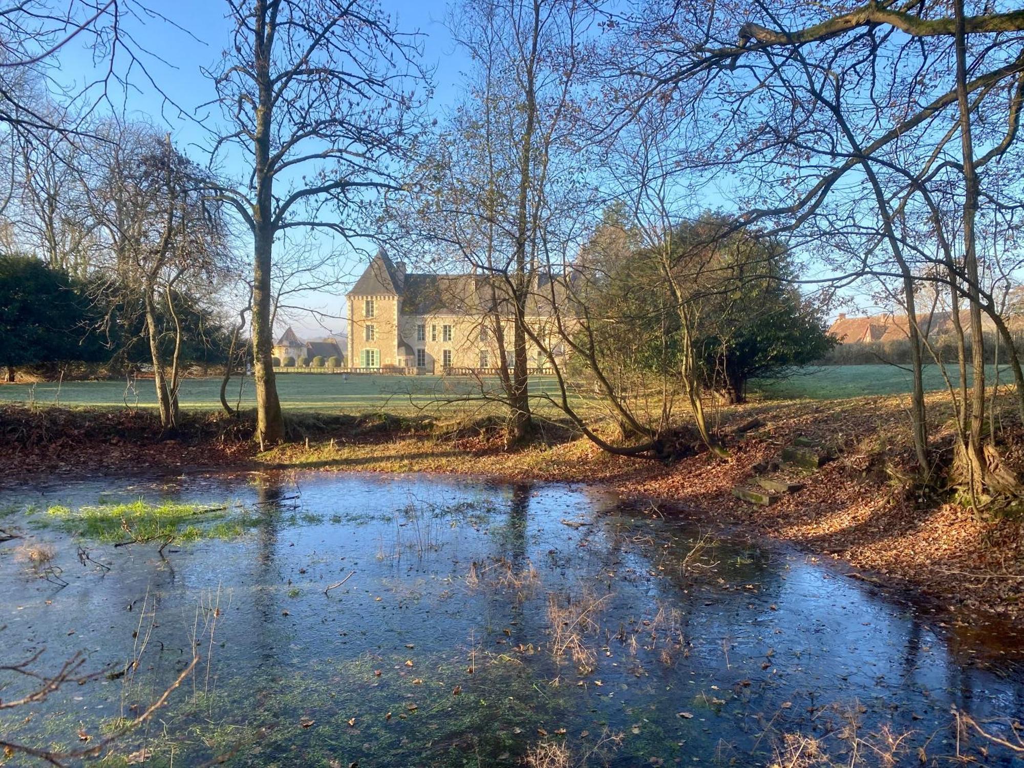 Chateau Des Feugerets เบลแลม ภายนอก รูปภาพ